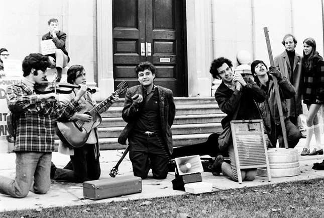 Megaphone Mark, the SDS Scuffle Band, and the birth of Doonesbury ...